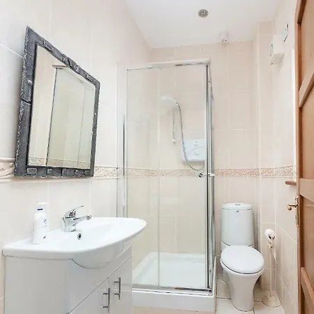 度假居 Modern 5br Country Manor