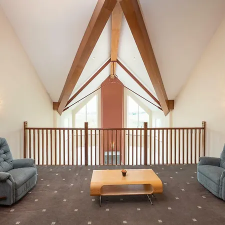 度假居 Modern 5br Country Manor