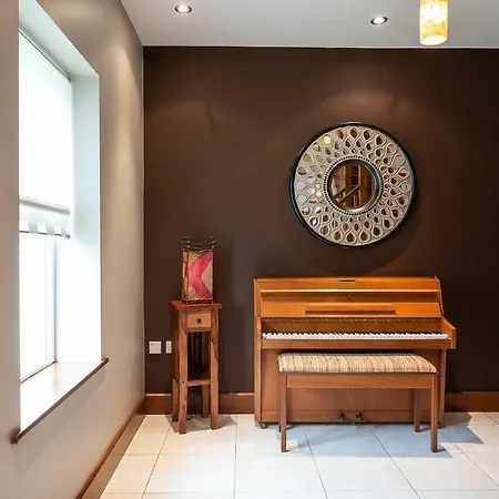 Holiday home Modern 5br Country Manor Mullingar